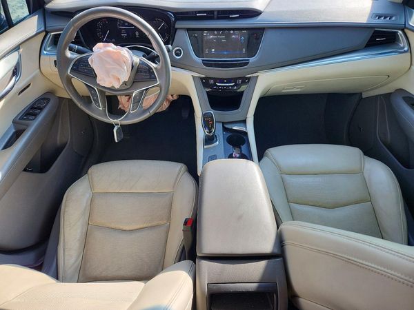 2018 CADILLAC XT5