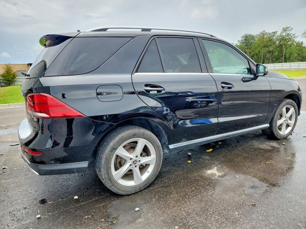 2017 MERCEDES-BENZ GLE