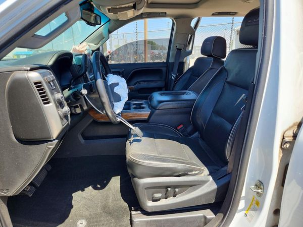 2017 CHEVROLET SILVERADO High Country