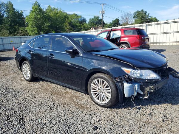 2015 LEXUS ES