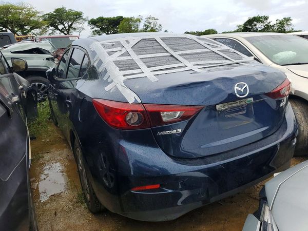 2018 MAZDA 3