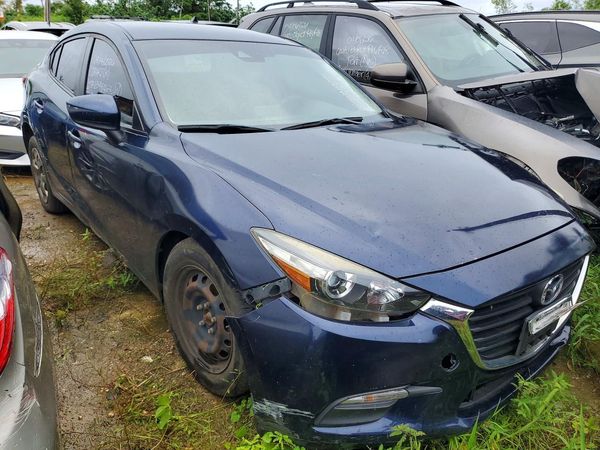 2018 MAZDA 3