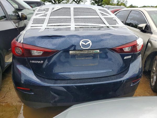 2018 MAZDA 3
