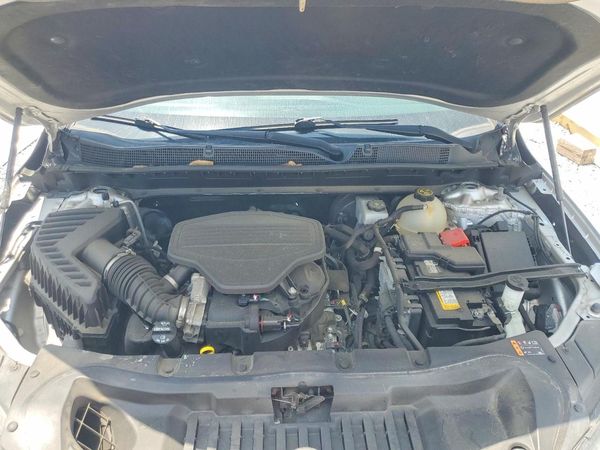 2020 CHEVROLET BLAZER 2LT — Engine bay