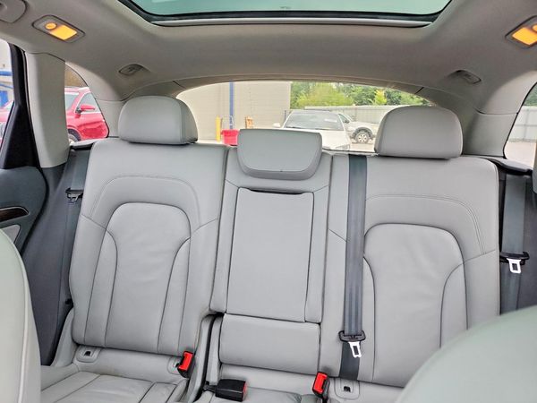 2016 AUDI Q5 quattro Premium Plus