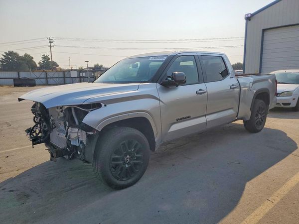 2026 TOYOTA TUNDRA