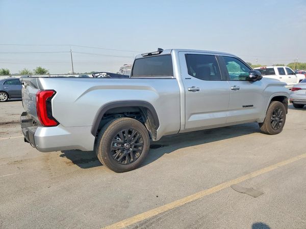 2026 TOYOTA TUNDRA