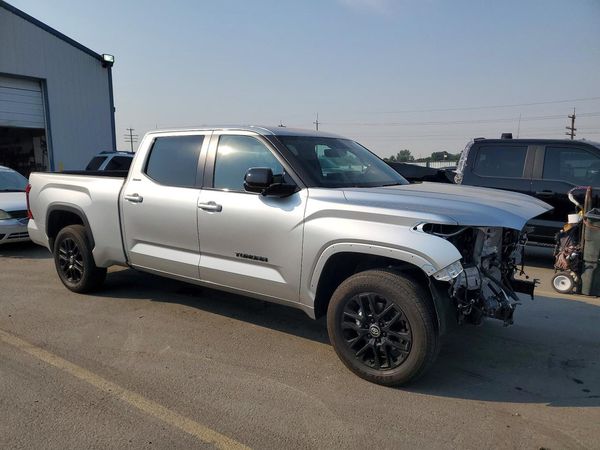 2026 TOYOTA TUNDRA
