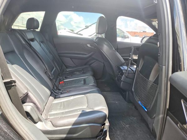 2017 AUDI Q7