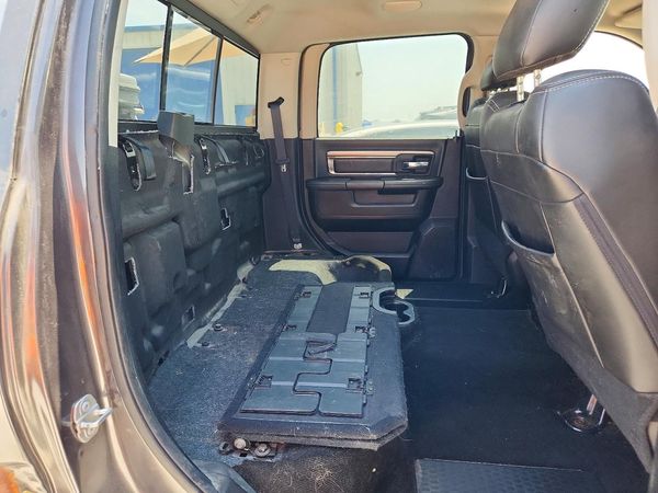 2015 RAM 1500 SPORT CREW CAB 4X2