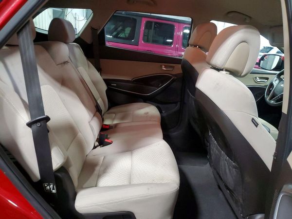 2018 HYUNDAI SANTA FE SE Base