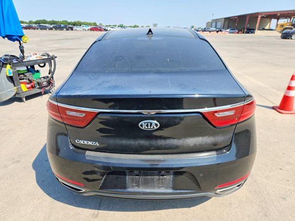 2017 KIA CADENZA