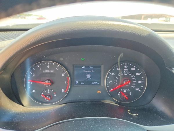 2017 KIA CADENZA