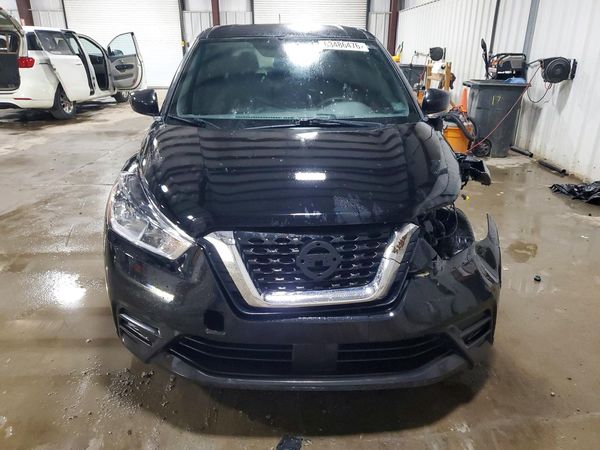 2020 NISSAN KICKS