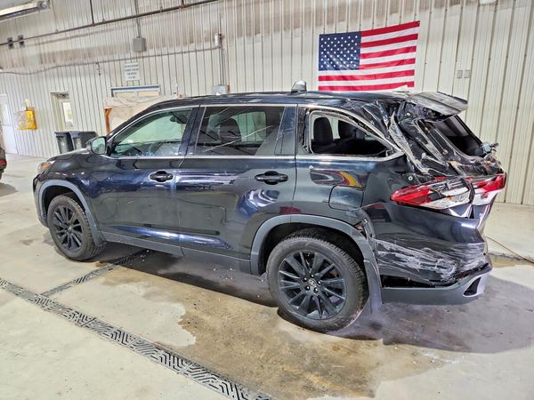 2019 TOYOTA HIGHLANDER SE/XLE