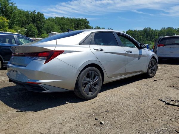 2021 HYUNDAI ELANTRA