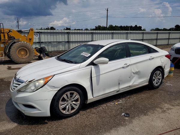 2012 HYUNDAI SONATA