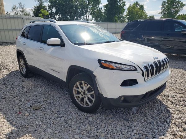 2018 JEEP CHEROKEE LATITUDE PLUS 4X4