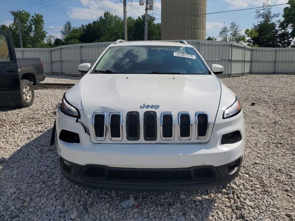 2018 JEEP CHEROKEE LATITUDE PLUS 4X4