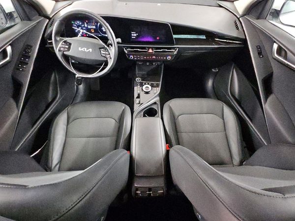 2024 KIA NIRO Wind