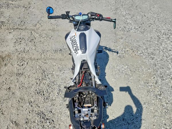 2015 YAMAHA FZ07