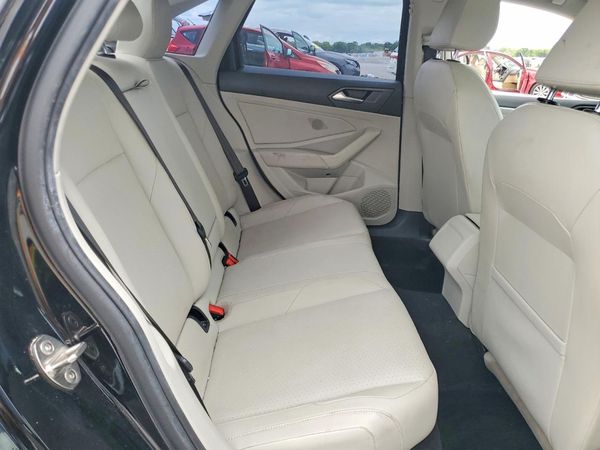 2019 VOLKSWAGEN JETTA S, SE, R-Line