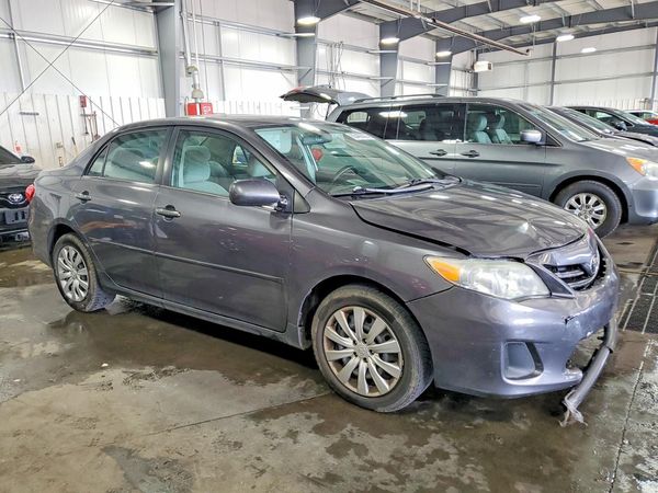 2013 TOYOTA COROLLA
