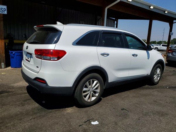 2017 KIA SORENTO