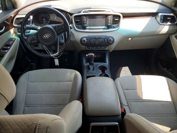 2017 KIA SORENTO