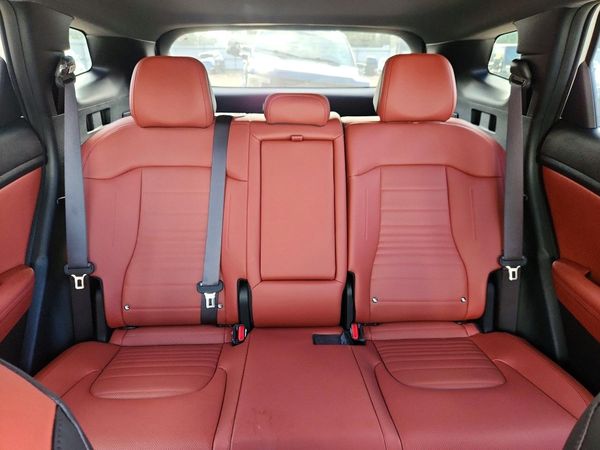2026 KIA SPORTAGE SX-P, SX-Prestige — SUVN