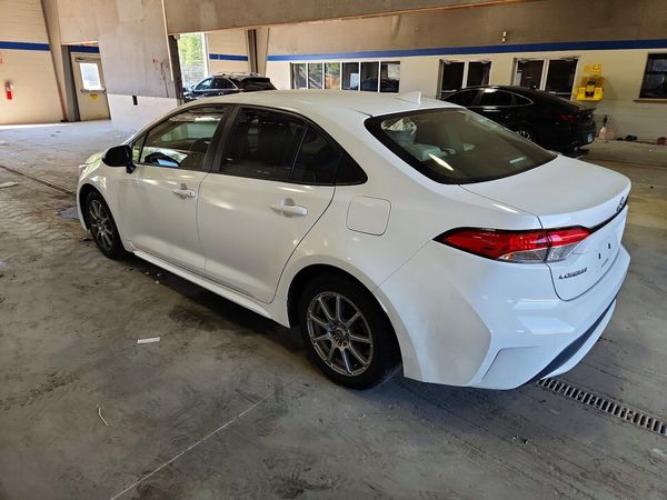 2021 TOYOTA COROLLA