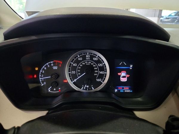 2021 TOYOTA COROLLA