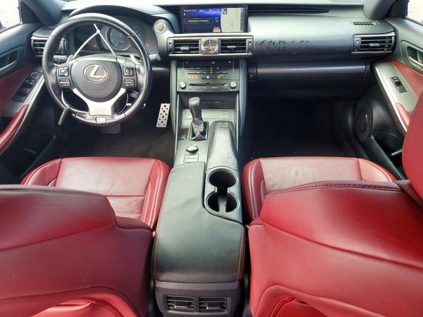 2018 LEXUS IS 300