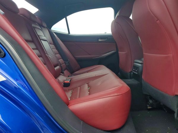 2018 LEXUS IS 300