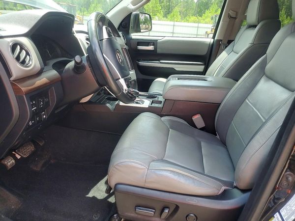 2019 TOYOTA TUNDRA Limited Grade