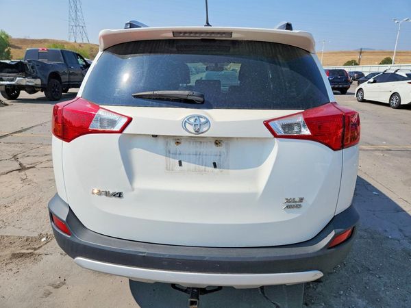 2015 TOYOTA RAV4