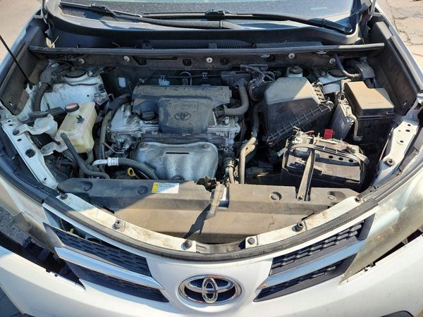 2015 TOYOTA RAV4