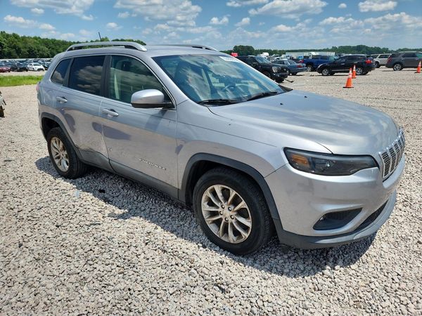2019 JEEP CHEROKEE LATITUDE FWD
