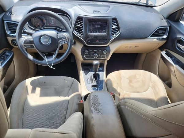 2019 JEEP CHEROKEE LATITUDE FWD