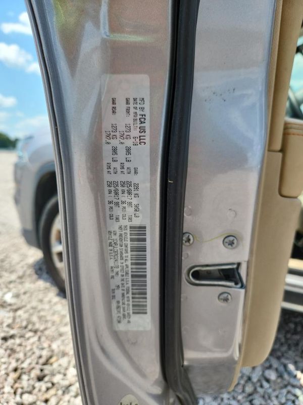 2019 JEEP CHEROKEE LATITUDE FWD