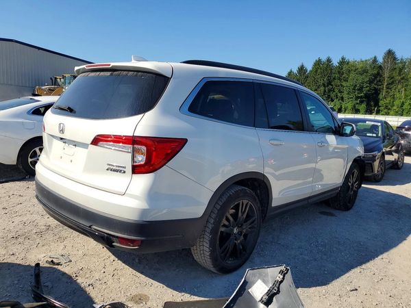 2022 HONDA PILOT SE