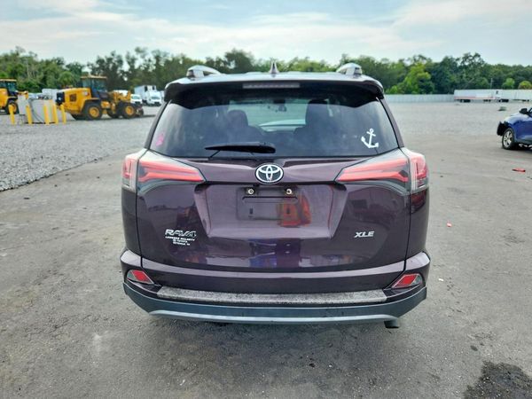 2017 TOYOTA RAV4 XLE