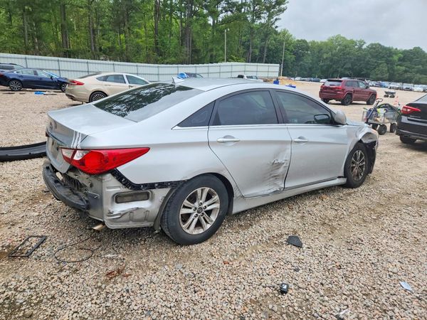 2014 HYUNDAI SONATA