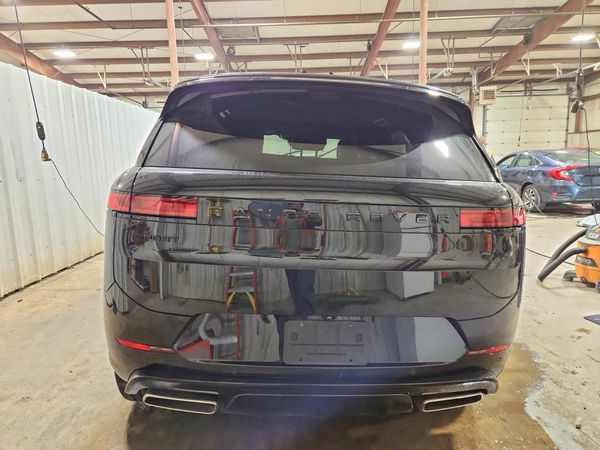 2025 LAND ROVER RANGE ROVER SPORT P400 Dynamic SE