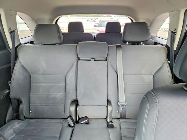 2016 KIA SORENTO L / LX