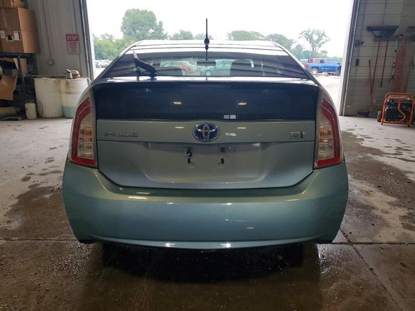 2012 TOYOTA PRIUS