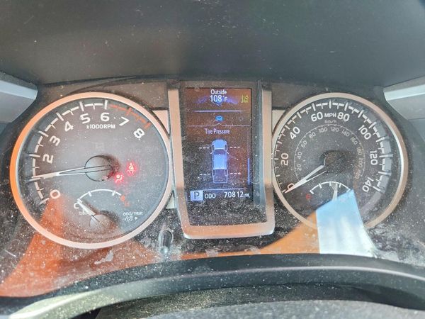 2019 TOYOTA TACOMA SR5