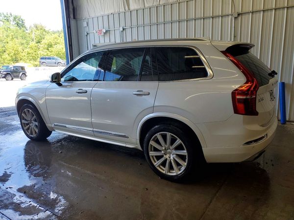 2016 VOLVO XC90