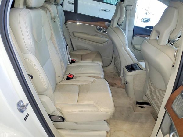 2016 VOLVO XC90