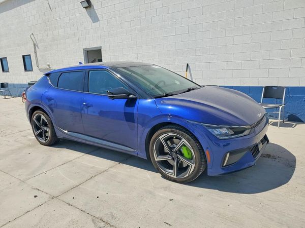 2023 KIA EV6